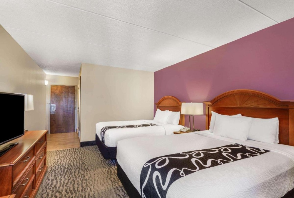 La Quinta Inn & Suites by Wyndham Binghamton - Johnson City Image 25